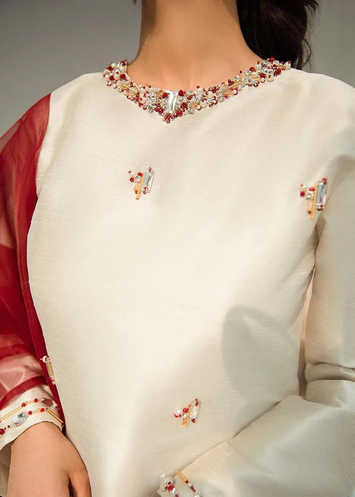 NC DAISY WHITE STITCH